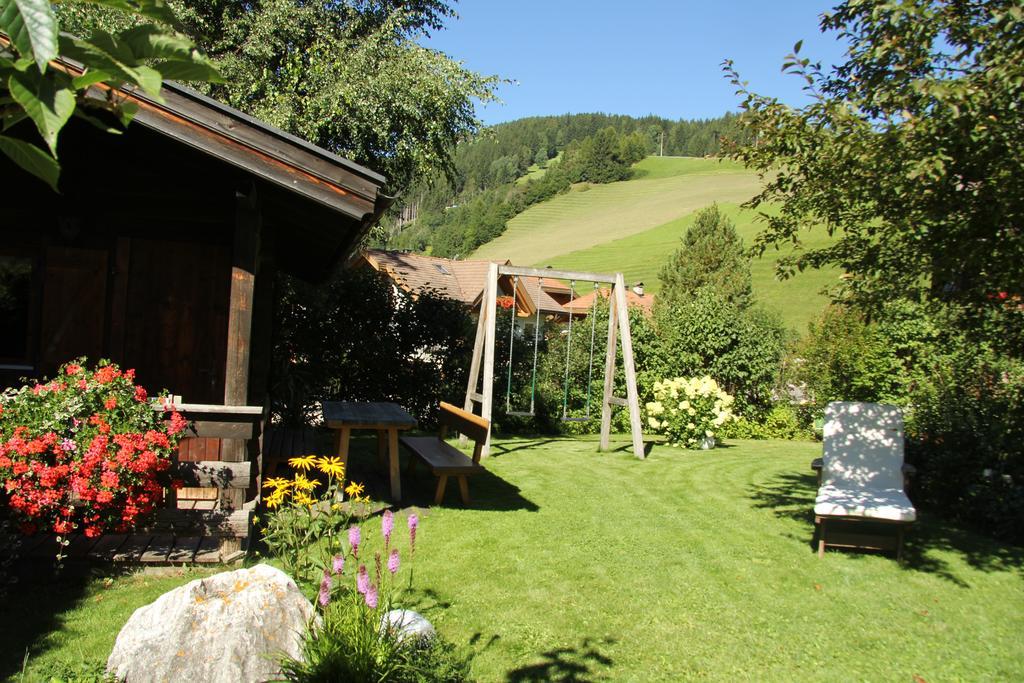 Appartements Haus Bachmann San Candido Exterior foto